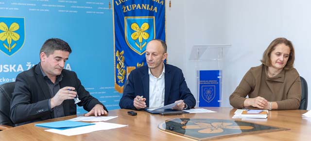 Vrkljan i Petry potpisuju povoljnije ugovore za obrtničke stipendije                                                                                                                                                                                      